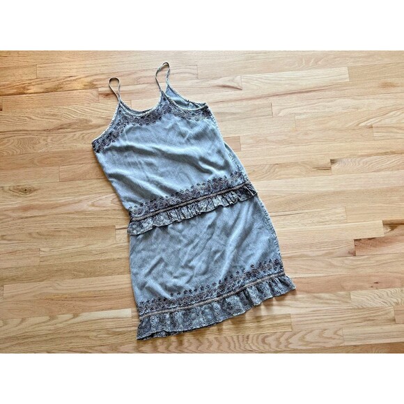 beccas imports Dresses & Skirts - vtg 90s drop‎ waist embroidered ruffle boho dress distressed grey rayon medium
